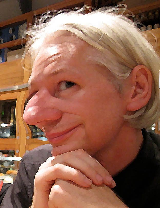 Julian_Assange_in_Barcelona,_Spain_-_20100815