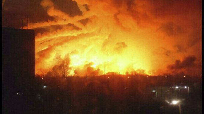 ukraine munitionslager explosion sabotage kriegsende spenden feindbild buergerkrieg pro russen separatisten