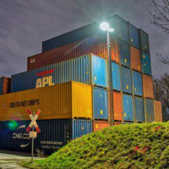 p3091222 container hafen regensburg transport licht geht aus 245x245 1